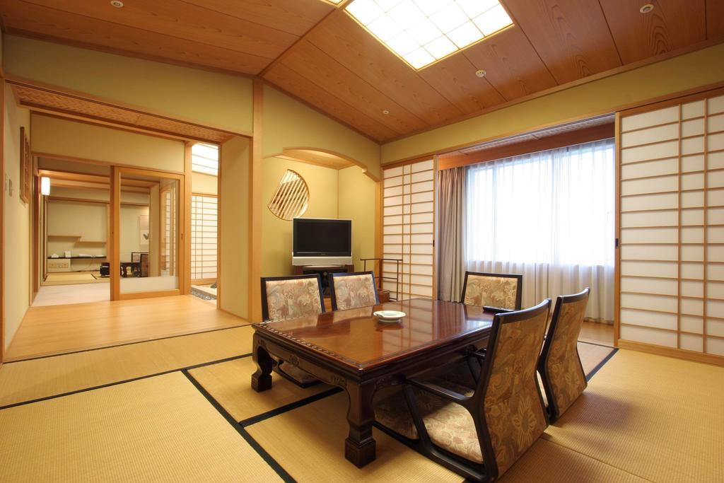 Miyazaki Kanko Hotel Luaran gambar